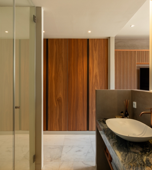 Resa Estates Ibiza Talamanca apartment luxury bathroom .jpg